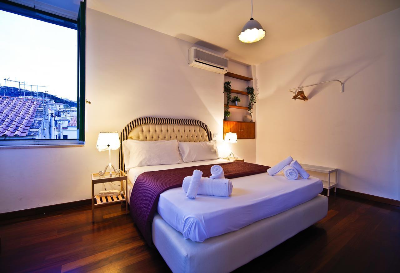 Bed And Travel Apartment Dogana Regia 15 Салерно Экстерьер фото